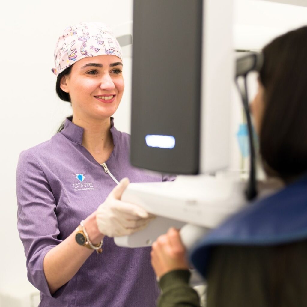 Parodontologia 38 FOTO CI PRENDIAMO CURA DI TE 1 - Dentista a Taranto