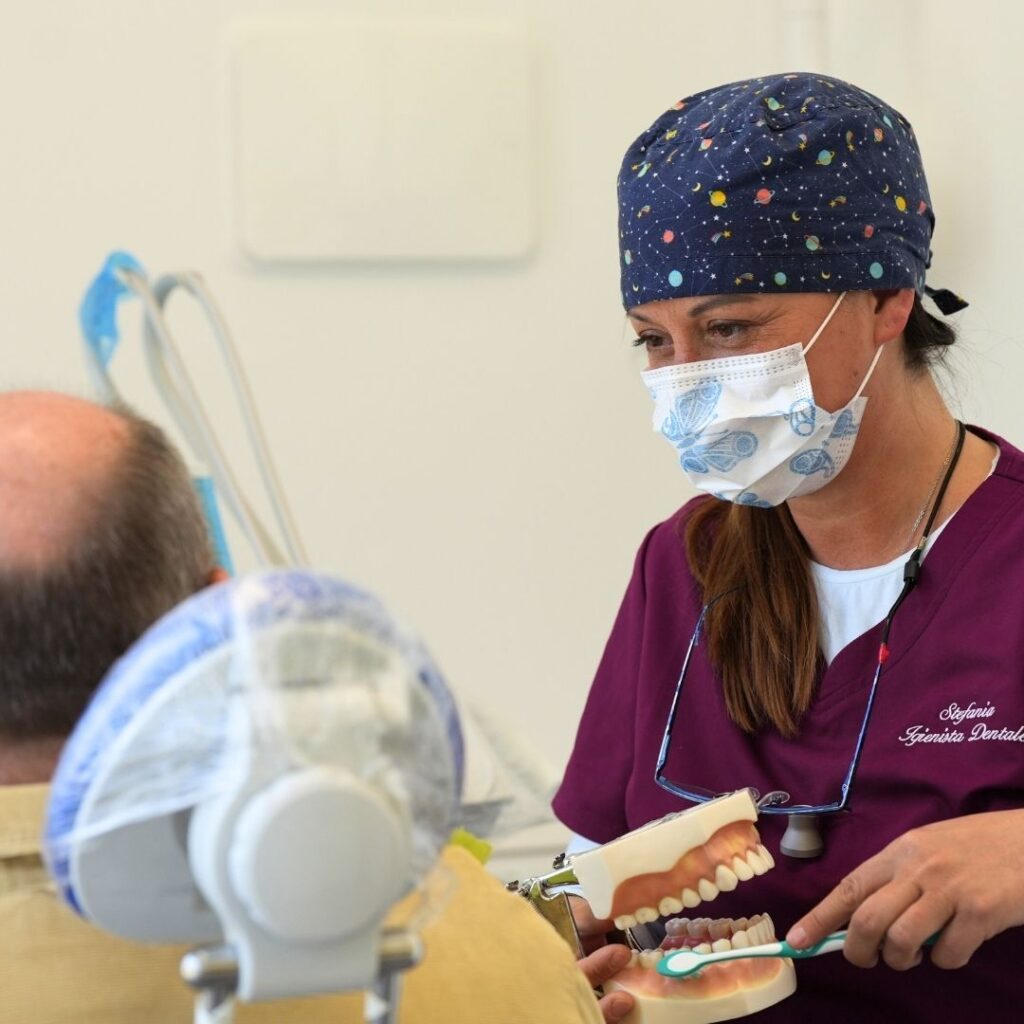 Oral Hygiene 1 Igiene dentale a Taranto